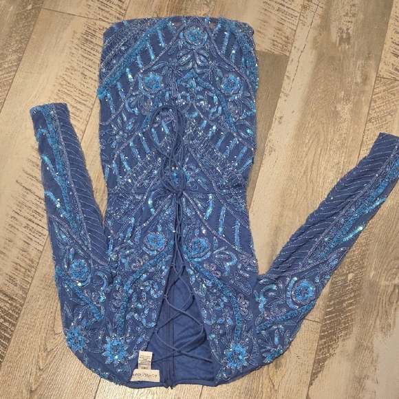 Chic Blue Lace-Up Long Sleeve Dress - Picture 11 of 12
